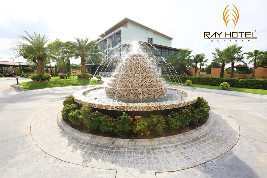 Ray Hotel Buriram Exterior foto