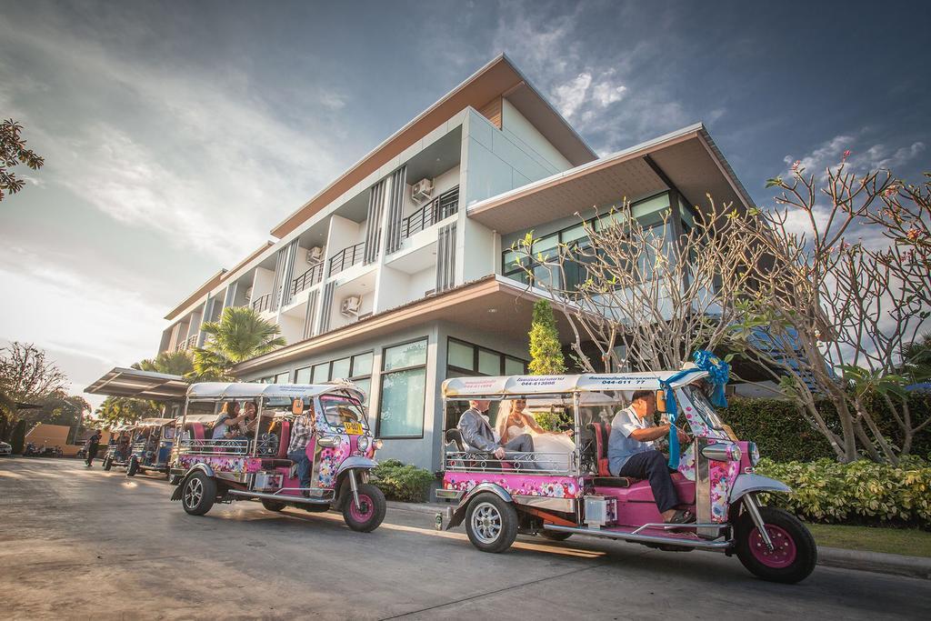 Ray Hotel Buriram Exterior foto